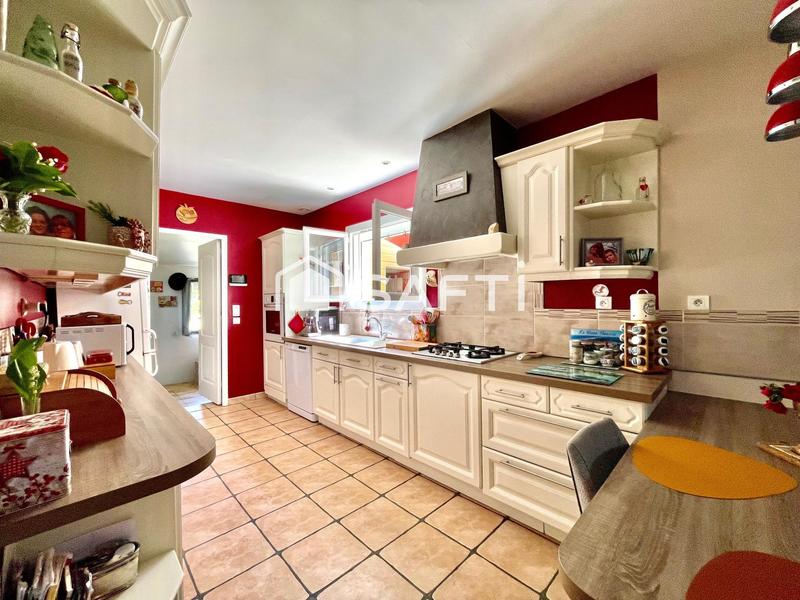 Maison - 104 m² - 4 pièces