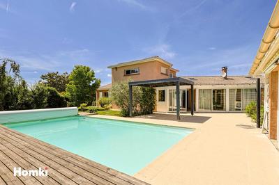 Maison - 170 m² - 6 pièces