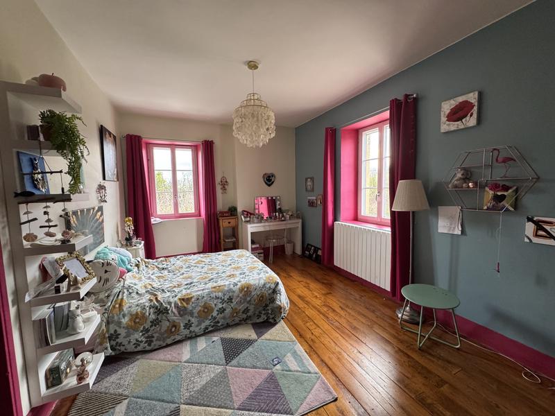 Maison ancienne - 295 m² - 8 pièces