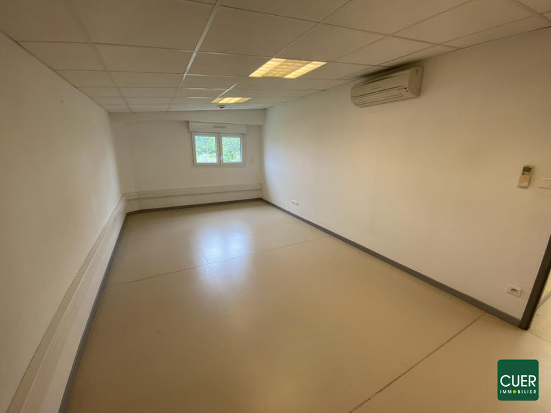 Local commercial - 220 m²