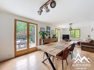 Maison - 87 m² - 4 pièces