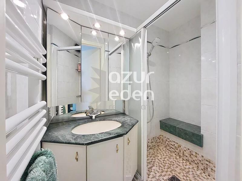 Appartement - 92 m² - 4 pièces