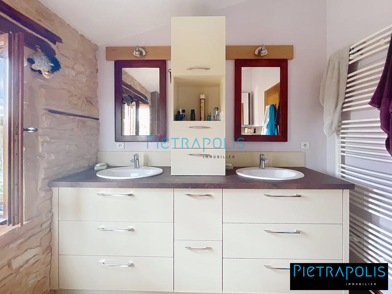 Maison ancienne - 162 m² - 7 pièces