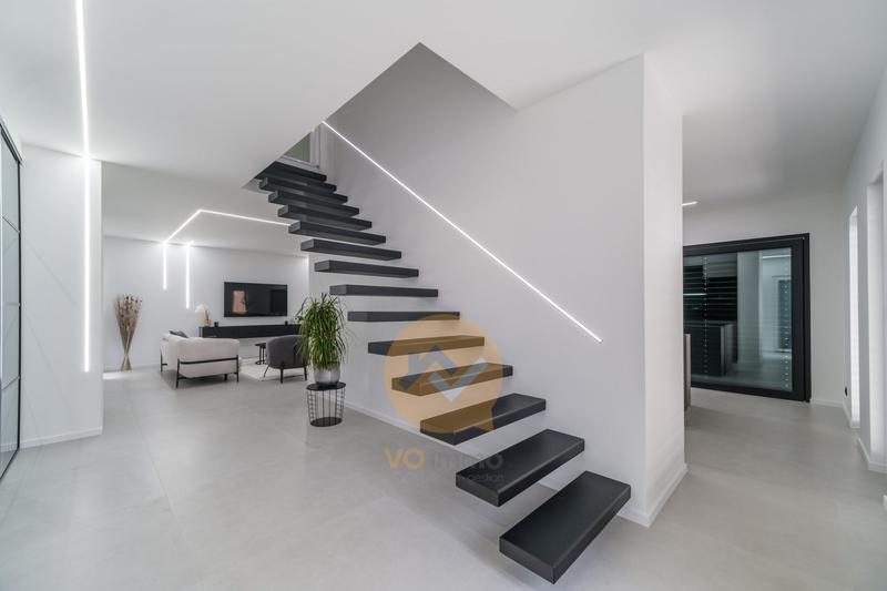 Maison contemporaine - 161 m² - 6 pièces