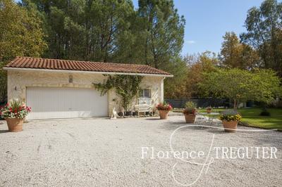 Maison - 137 m² - 5 pièces