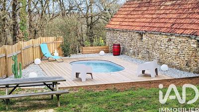 Maison - 97 m² - 5 pièces