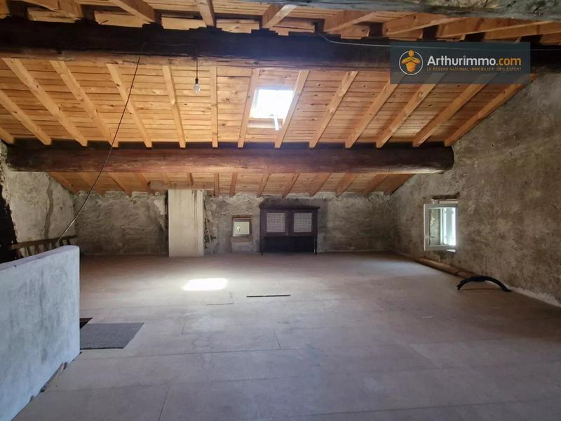 Maison - 98 m² - 5 pièces