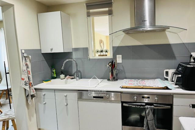 Maison - 206 m² - 2 pièces