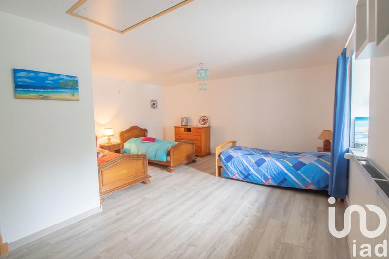 Maison - 340 m² - 11 pièces