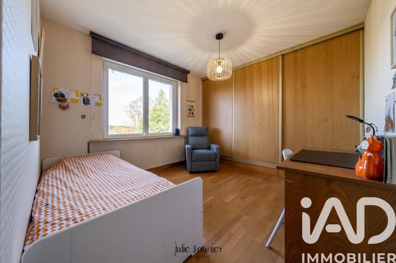 Maison - 182 m² - 7 pièces
