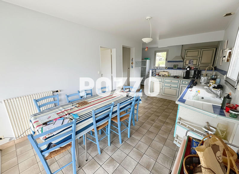 Maison - 177 m² - 9 pièces