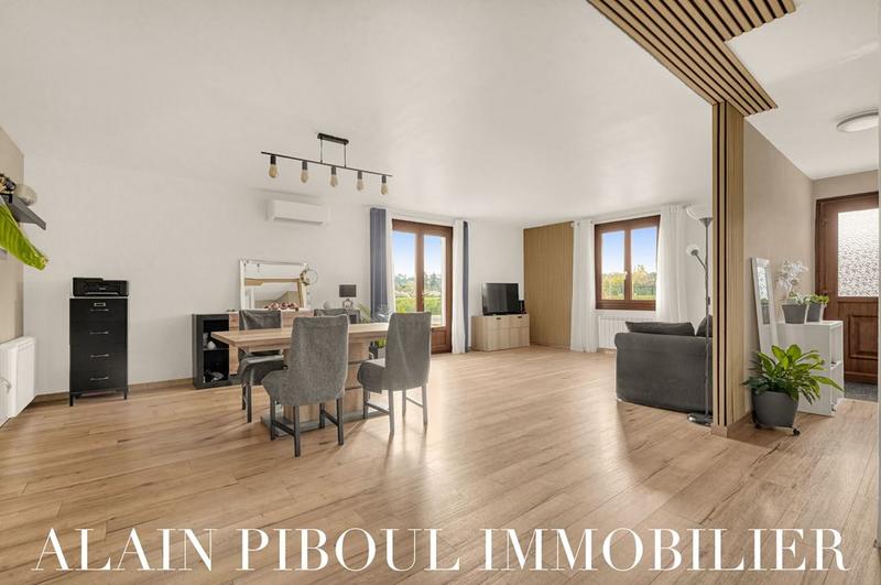 Maison traditionnelle - 91 m² - 4 pièces