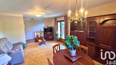 Maison - 94 m² - 6 pièces