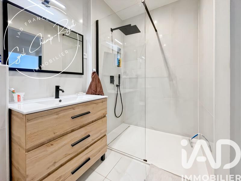 Maison - 105 m² - 7 pièces