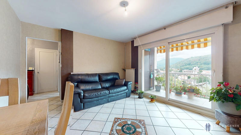 Appartement - 75 m² - 4 pièces