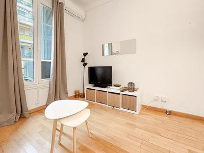 Studio - 24 m² - 1 pièce