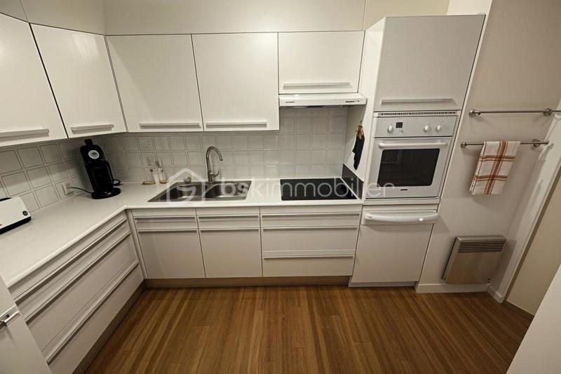 Appartement - 101 m² - 4 pièces