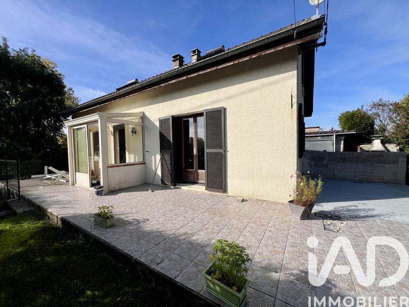 Maison - 98 m² - 5 pièces