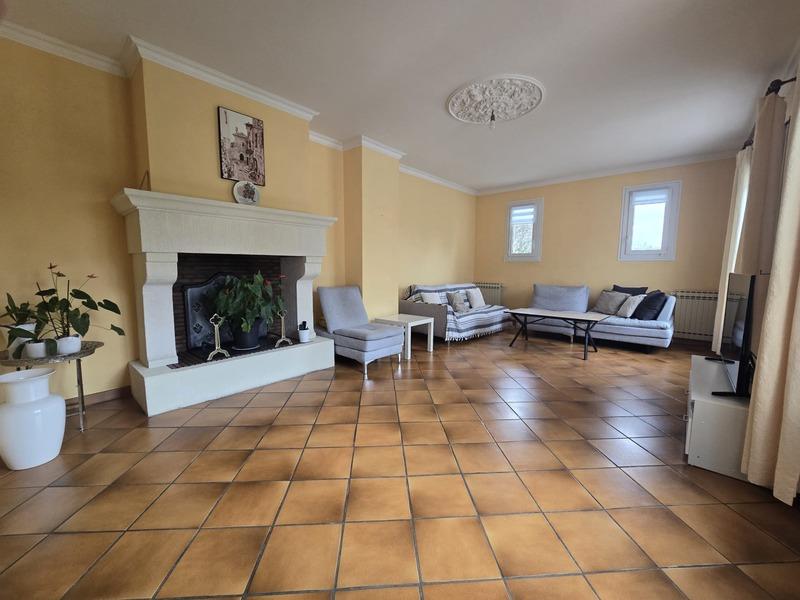 Maison - 160 m² - 5 pièces