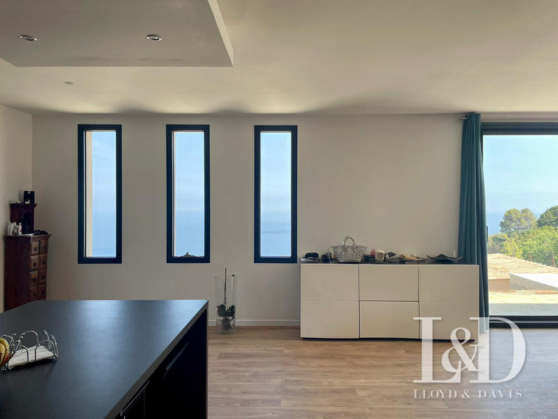 Maison - 160 m² - 4 pièces