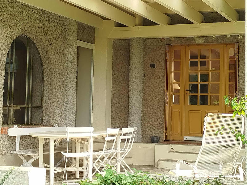 Maison - 195 m² - 13 pièces