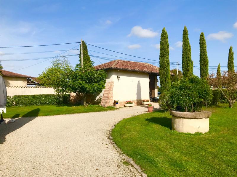 Maison - 180 m² - 8 pièces
