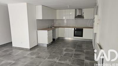 Maison - 60 m² - 3 pièces