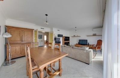 Appartement - 89 m² - 3 pièces