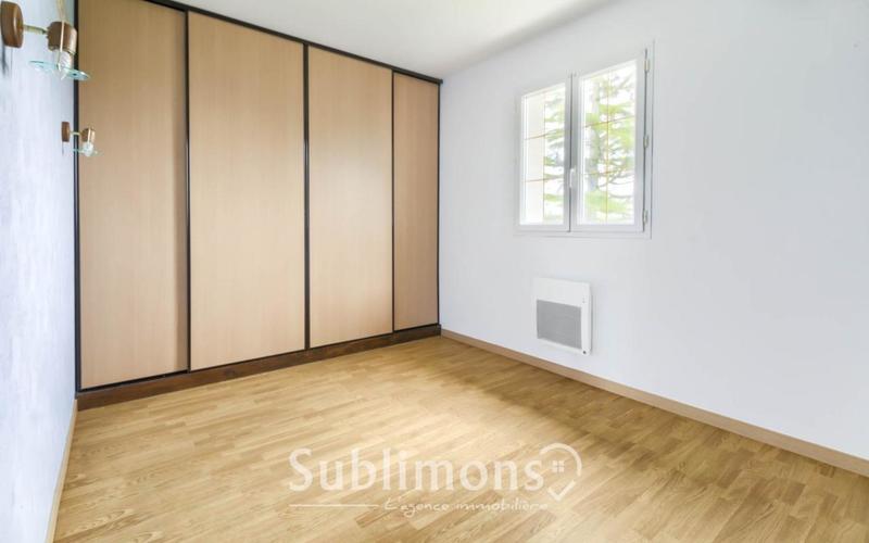 Maison traditionnelle - 95 m² - 4 pièces