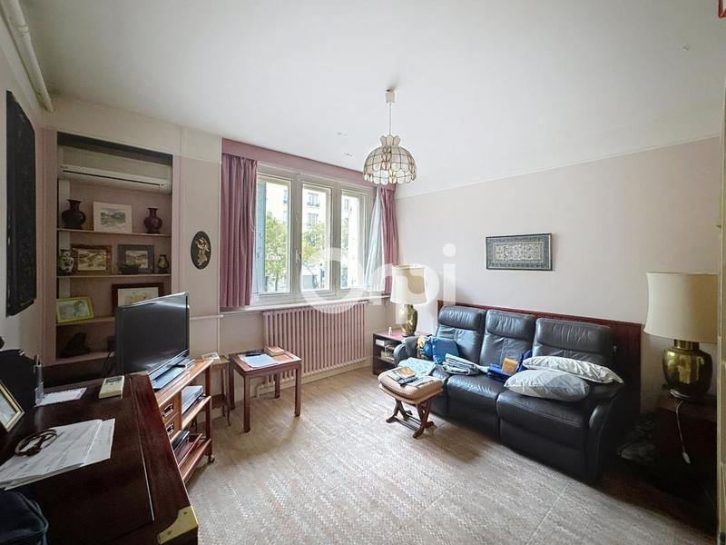 Appartement - 110 m² - 6 pièces