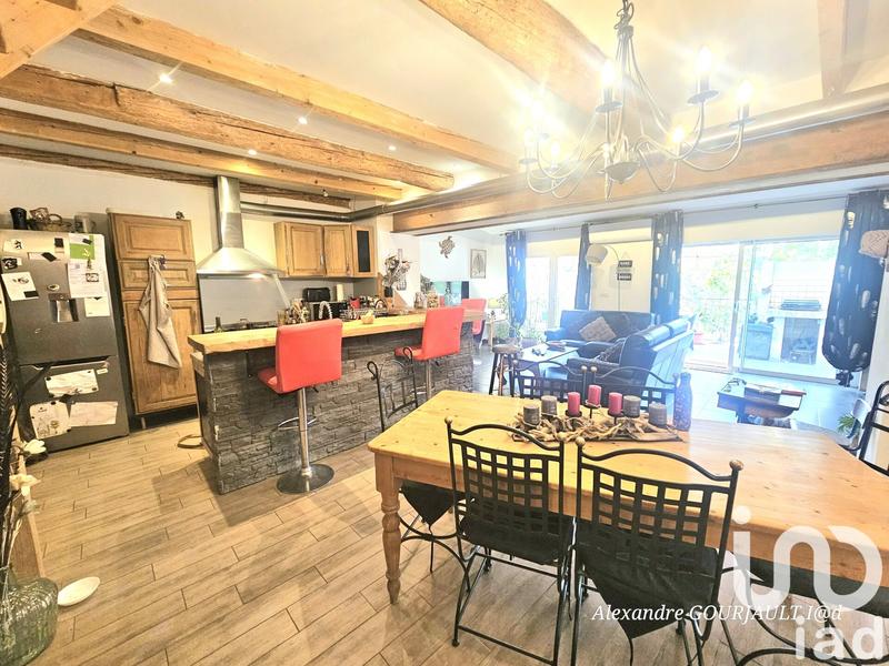 Maison - 92 m² - 5 pièces