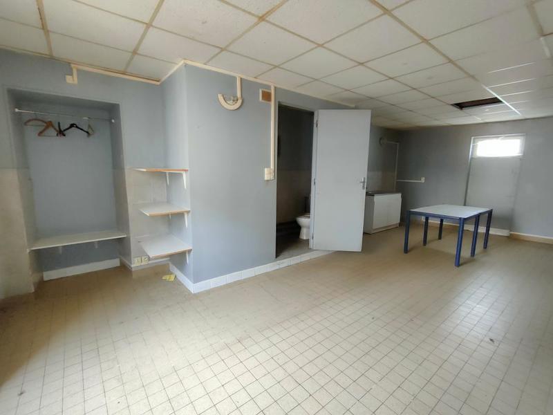 Immeuble - 213 m² - 6 pièces