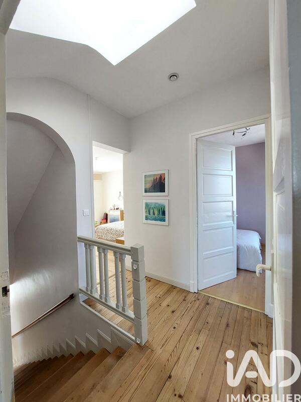 Maison - 121 m² - 5 pièces