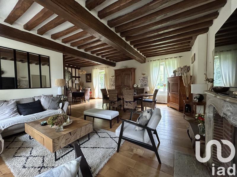 Maison - 220 m² - 7 pièces