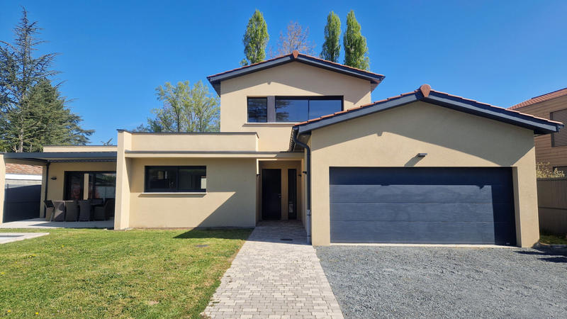 Villa - 189 m² - 7 pièces