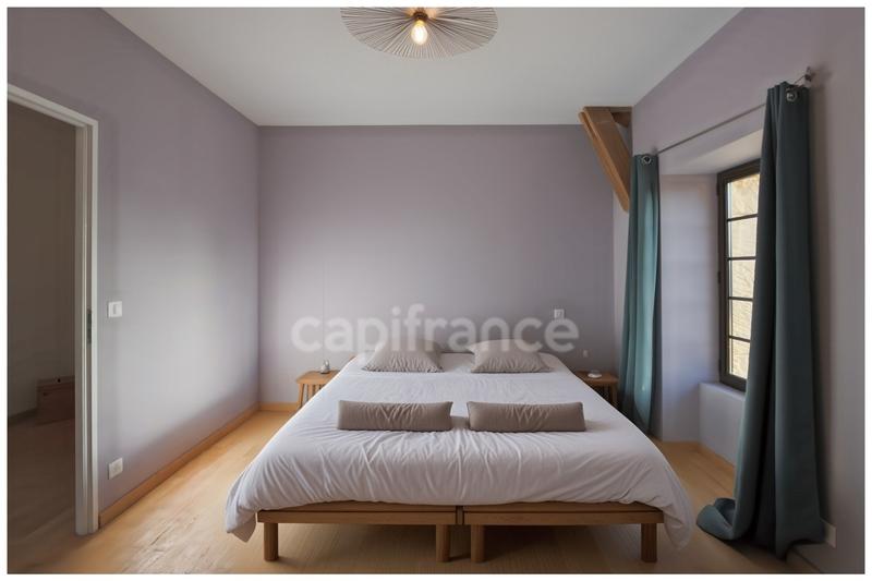 Maison de village - 213 m² - 6 pièces