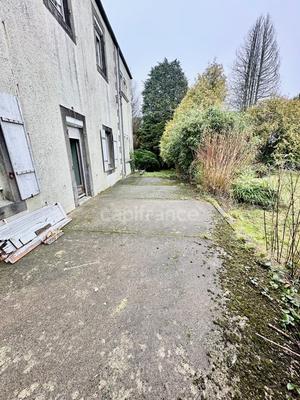 Maison - 180 m² - 7 pièces