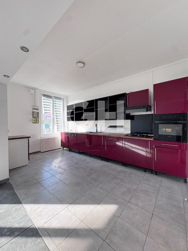 Maison - 83 m² - 3 pièces