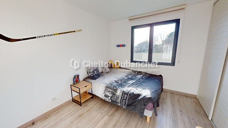 Maison - 185 m² - 7 pièces