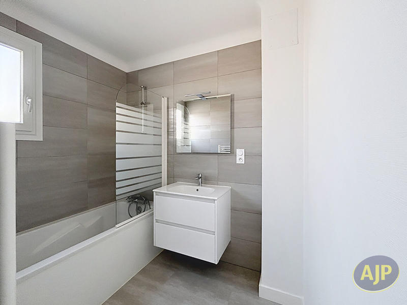 Maison - 62 m² - 3 pièces