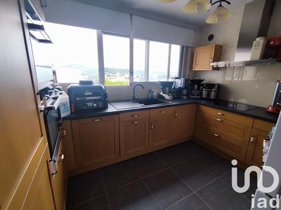 Appartement - 79 m² - 3 pièces