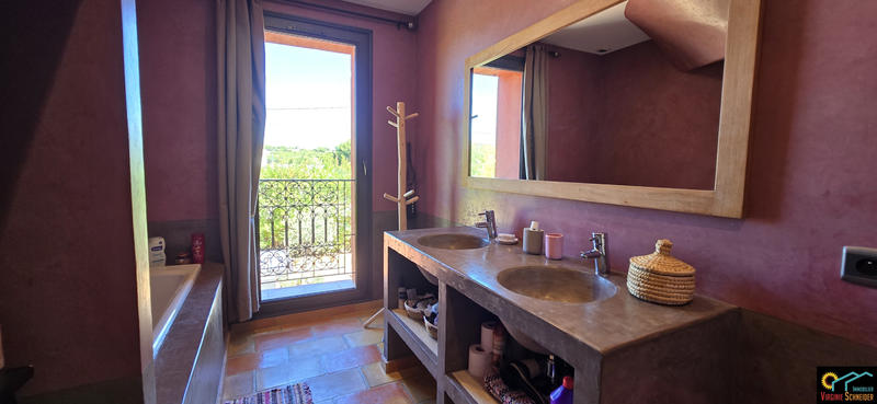 Maison - 170 m² - 6 pièces