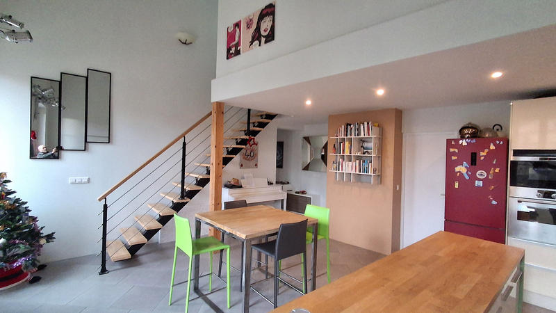 Appartement - 153 m² - 6 pièces