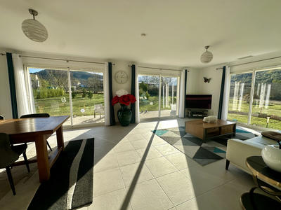 Maison - 104 m² - 3 pièces