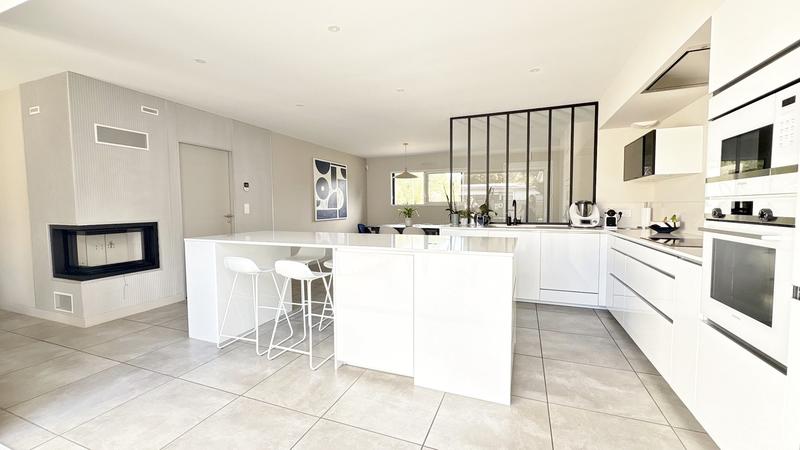 Maison - 130 m² - 5 pièces