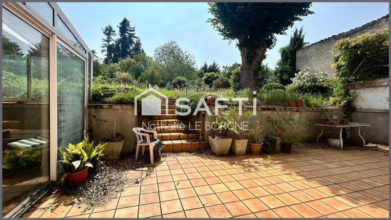 Maison - 331 m² - 8 pièces