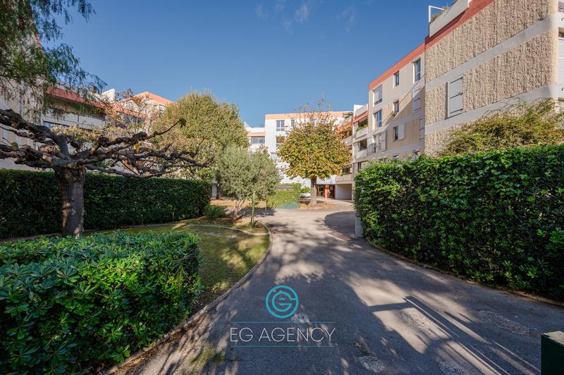 Appartement - 75 m² - 4 pièces