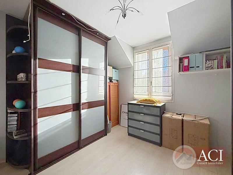 Maison - 149 m² - 7 pièces