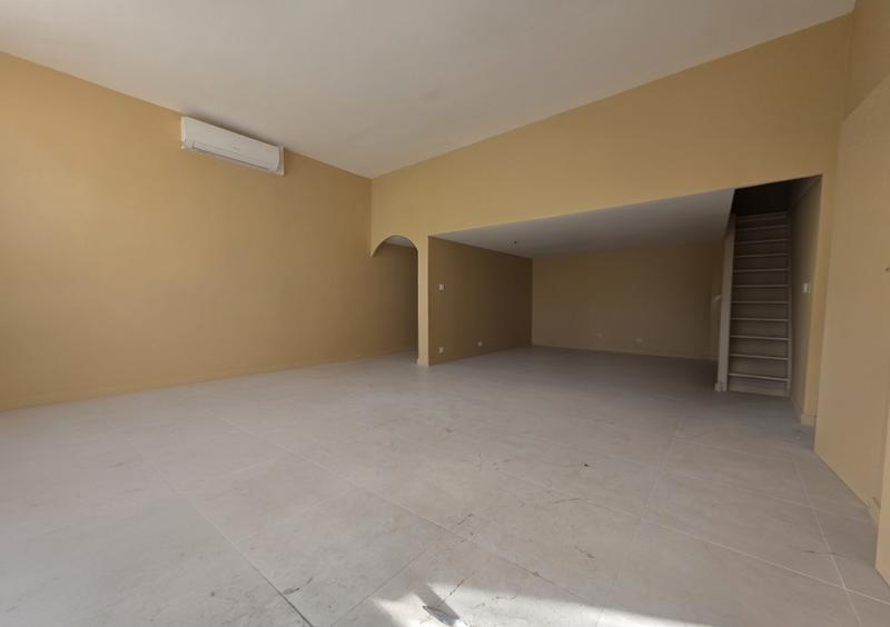 Local commercial - 119 m²