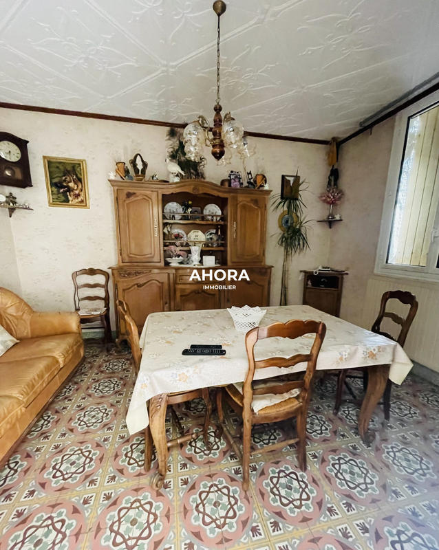 Maison - 140 m² - 4 pièces